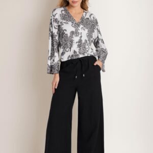 banded hem top white/black